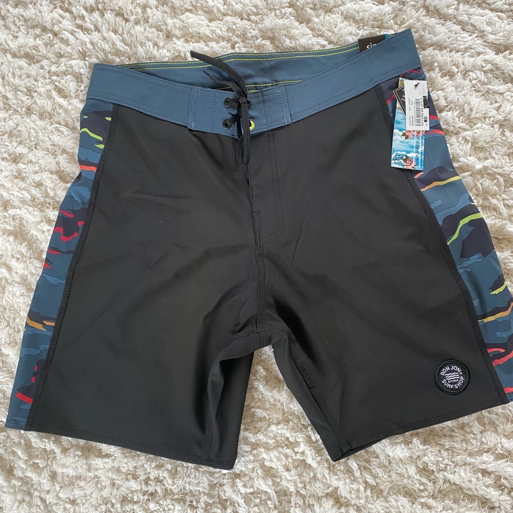 Ron Jon Black Land and Sea Board Short NWT Size 32